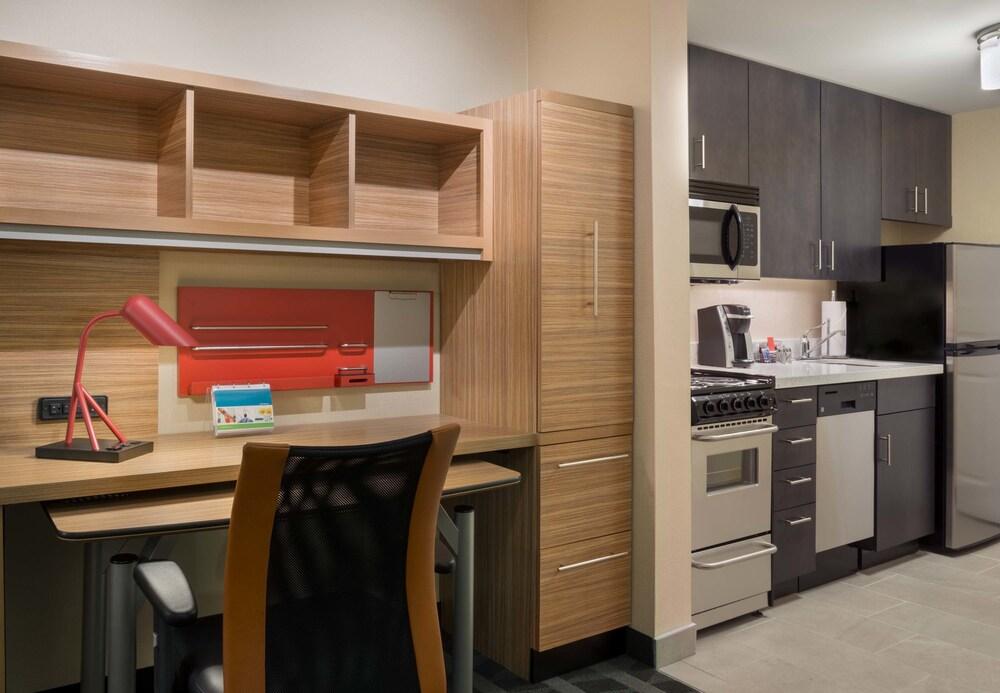 Towneplace Suites By Marriott Ottawa Kanata Zewnętrze zdjęcie