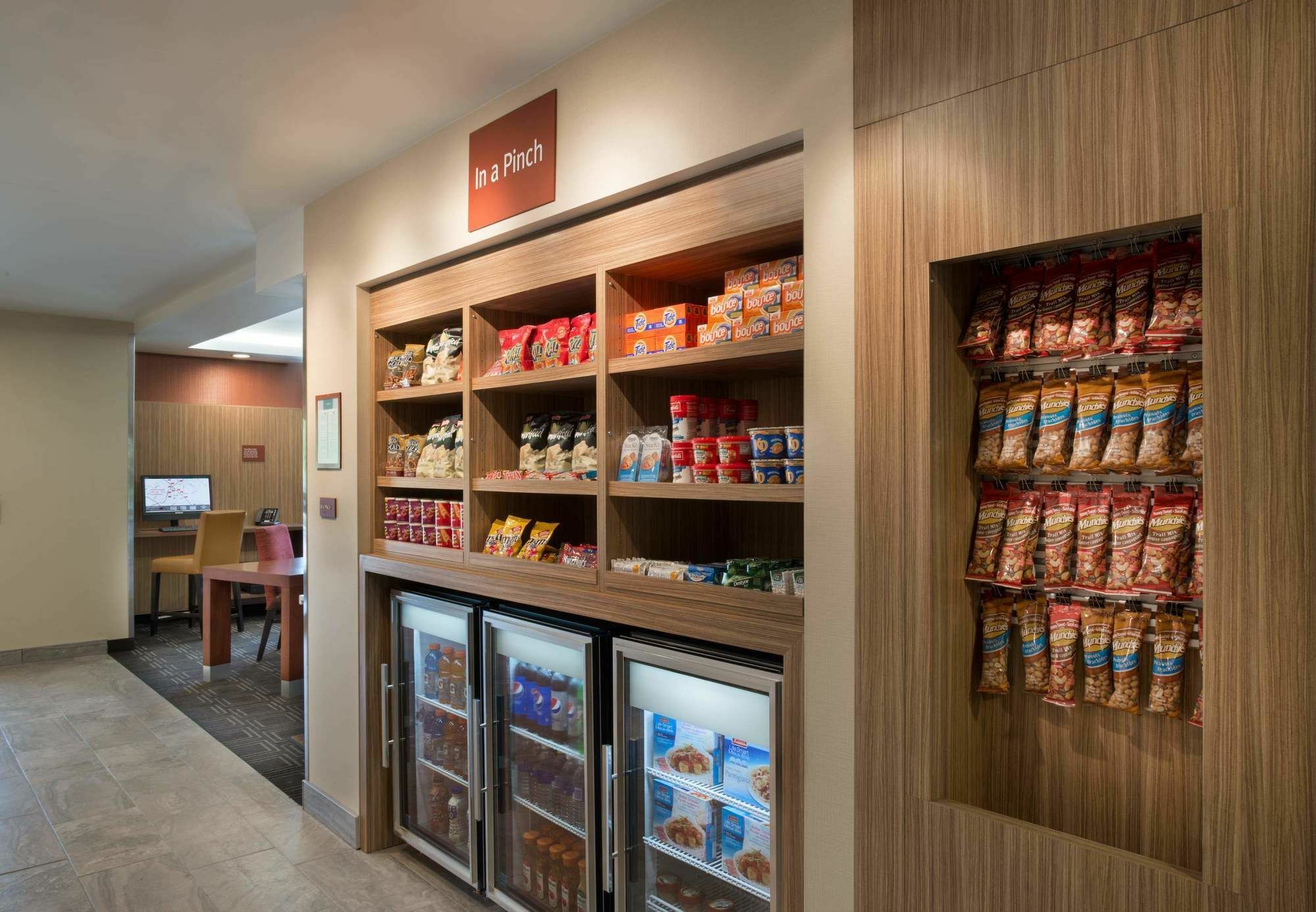 Towneplace Suites By Marriott Ottawa Kanata Zewnętrze zdjęcie